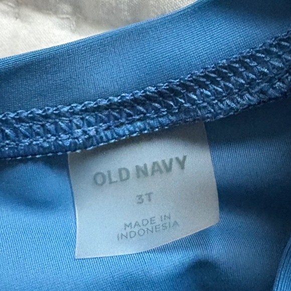 Old Navy Rash Guard - Picture 6 of 7